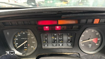 Lot 108 - 1990 JAGUAR XJ-S AUTO