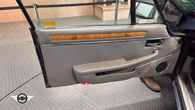 Lot 108 - 1990 JAGUAR XJ-S AUTO