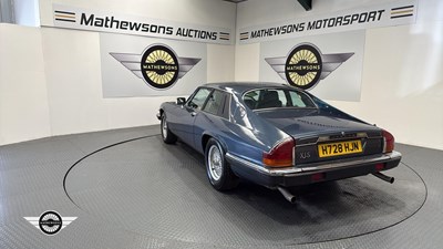 Lot 108 - 1990 JAGUAR XJ-S AUTO