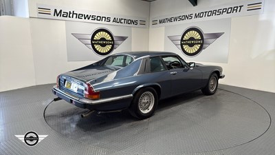 Lot 108 - 1990 JAGUAR XJ-S AUTO