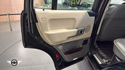 Lot 21 - 2003 LAND ROVER RANGE ROVER HSE TD6 AUTO
