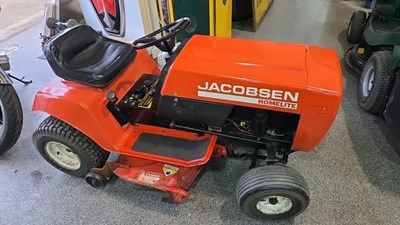 Lot 791 - JACOBSEN RIDE ON LAWN MOWER