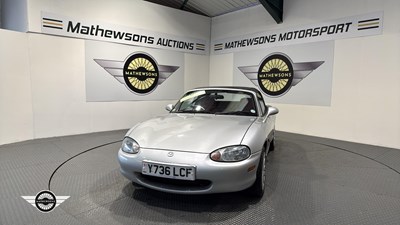 Lot 250 - 2001 MAZDA MX-5 CONRAN - PLATINUM