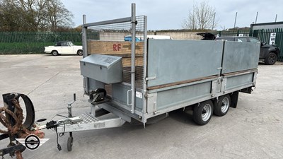 Lot 276 - TRAILER