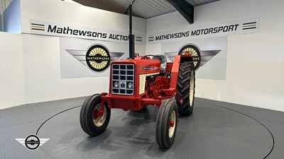 Lot 252 - 1976 INTERNATIONAL HARVESTER TRACTOR