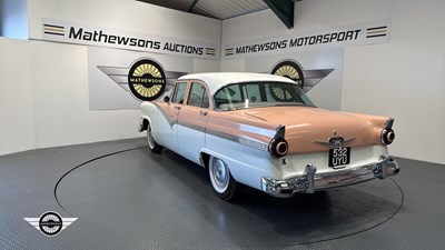 Lot 656 - 1956 FORD