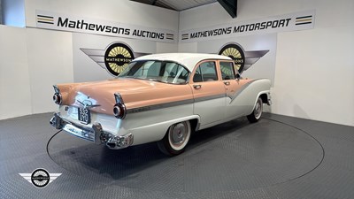Lot 656 - 1956 FORD