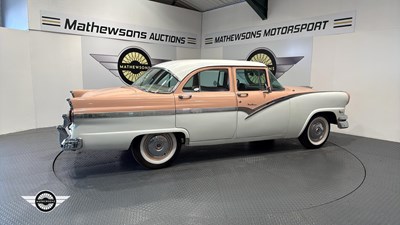 Lot 656 - 1956 FORD