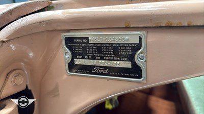 Lot 656 - 1956 FORD
