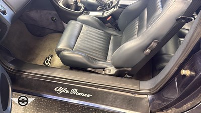 Lot 664 - 2001 ALFA ROMEO GTV LUSSO V6 24V