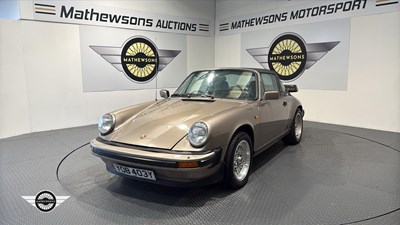 Lot 366 - 1982 PORSCHE CARRERA TARGA