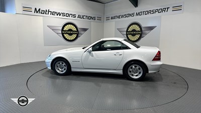 Lot 258 - 2000 MERCEDES SLK 200 KOMPRESSOR