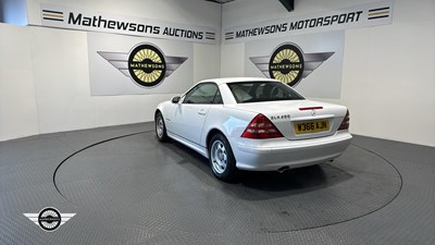 Lot 258 - 2000 MERCEDES SLK 200 KOMPRESSOR