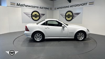 Lot 258 - 2000 MERCEDES SLK 200 KOMPRESSOR