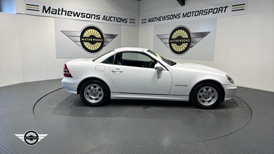 Lot 258 - 2000 MERCEDES SLK 200 KOMPRESSOR