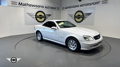 Lot 258 - 2000 MERCEDES SLK 200 KOMPRESSOR