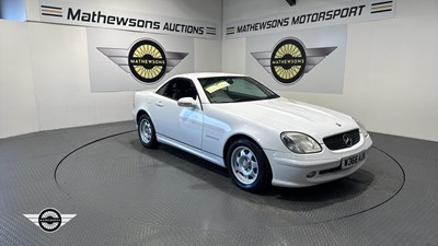 Lot 258 - 2000 MERCEDES SLK 200 KOMPRESSOR