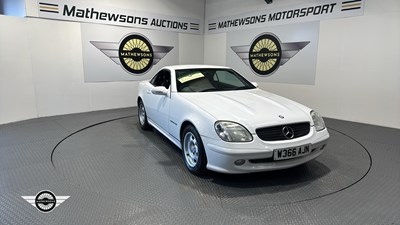Lot 258 - 2000 MERCEDES SLK 200 KOMPRESSOR