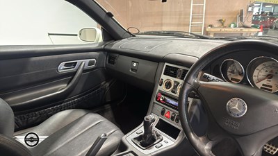 Lot 258 - 2000 MERCEDES SLK 200 KOMPRESSOR