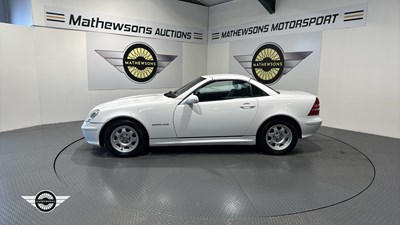 Lot 258 - 2000 MERCEDES SLK 200 KOMPRESSOR