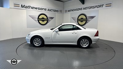 Lot 258 - 2000 MERCEDES SLK 200 KOMPRESSOR