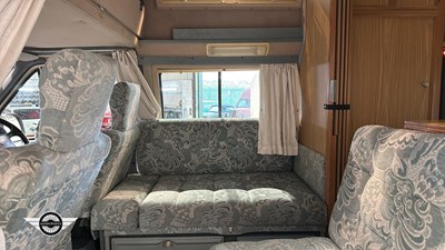Lot 67 - 1996 FORD TRANSIT 100 SWB AUTO-SLEEPER FLAIR