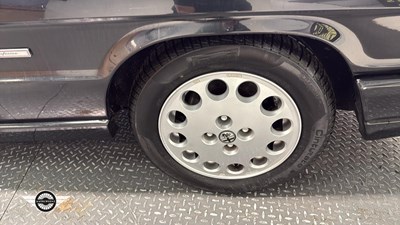 Lot 278 - 1991 ALFA ROMEO SPIDER 2.0