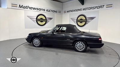 Lot 278 - 1991 ALFA ROMEO SPIDER 2.0