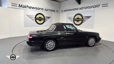 Lot 278 - 1991 ALFA ROMEO SPIDER 2.0