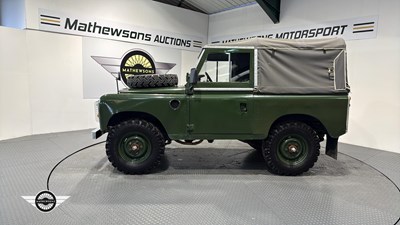 Lot 806 - 1971 LAND ROVER