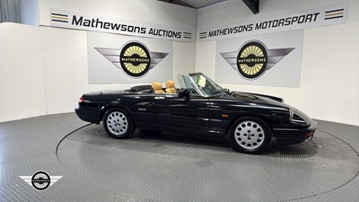 Lot 2 - 1991 ALFA ROMEO SPIDER
