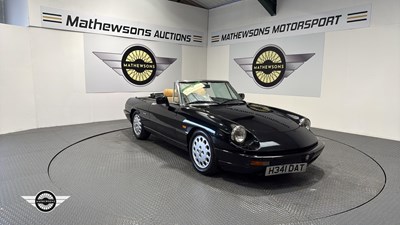 Lot 2 - 1991 ALFA ROMEO SPIDER