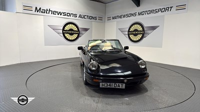 Lot 2 - 1991 ALFA ROMEO SPIDER