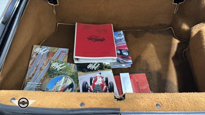 Lot 2 - 1991 ALFA ROMEO SPIDER
