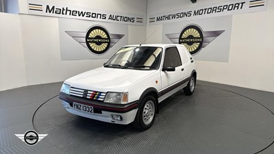 Lot 49 - 1993 PEUGEOT 205 XAD GL