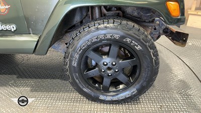 Lot 360 - 1999 JEEP WRANGLER 4.0 SAHARA