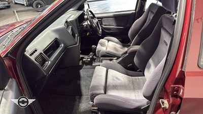 Lot 865 - 1991 FORD SIERRA SAPPHIRE COSWORTH