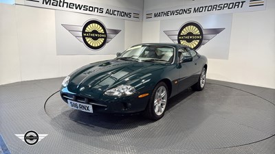 Lot 368 - 1998 JAGUAR XK8 COUPE AUTO