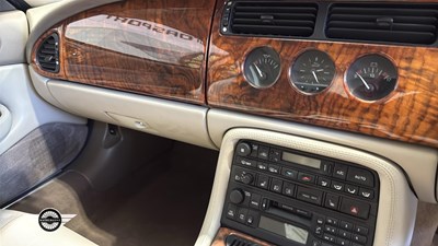 Lot 368 - 1998 JAGUAR XK8 COUPE AUTO