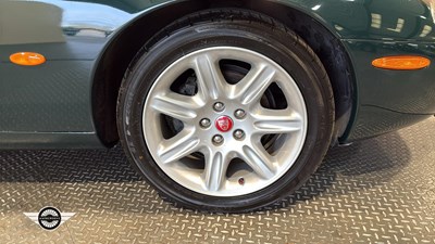 Lot 368 - 1998 JAGUAR XK8 COUPE AUTO