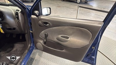 Lot 476 - 2001 FORD FIESTA FLIGHT