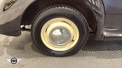 Lot 412 - 1955 MORRIS MINOR 1000