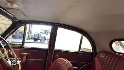 Lot 412 - 1955 MORRIS MINOR 1000