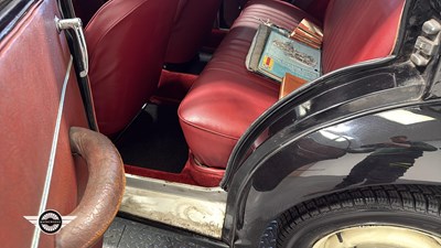 Lot 412 - 1955 MORRIS MINOR 1000