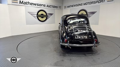 Lot 412 - 1955 MORRIS MINOR 1000