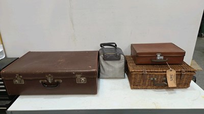 Lot 845 - BREXTON WICKER PICNIC BASKET, PICNIC BAG & SUITCASES