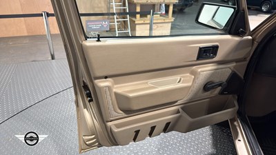 Lot 564 - 1989 VOLVO 340 GL