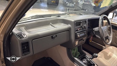 Lot 564 - 1989 VOLVO 340 GL