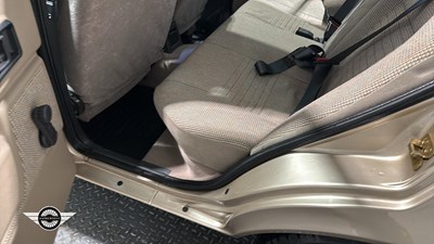 Lot 564 - 1989 VOLVO 340 GL