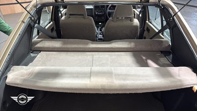 Lot 564 - 1989 VOLVO 340 GL